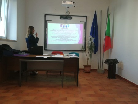 Terza giornata formativa con la dott. Lorena Gales...